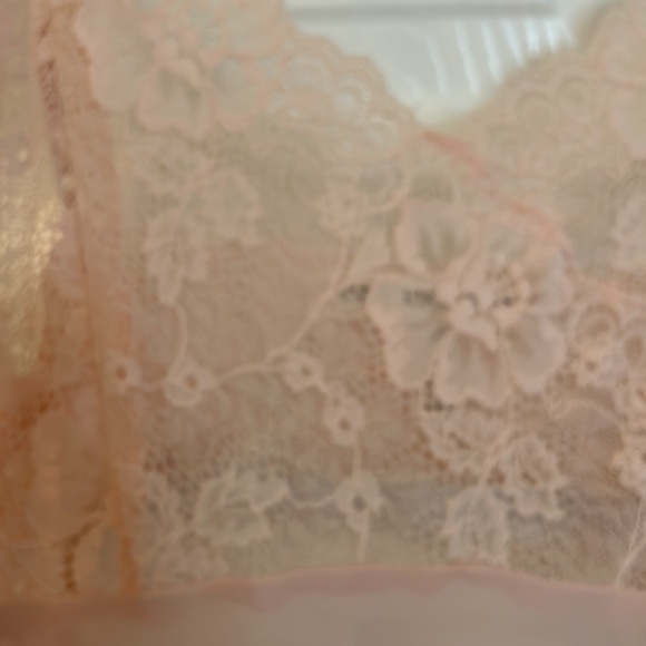 Victoria Secrets intimate apparel - Picture 4 of 8